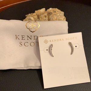 Kendra Scott Whit Ear Climbers